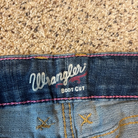 super cute bootcut Wrangler jeans! - Picture 5 of 6